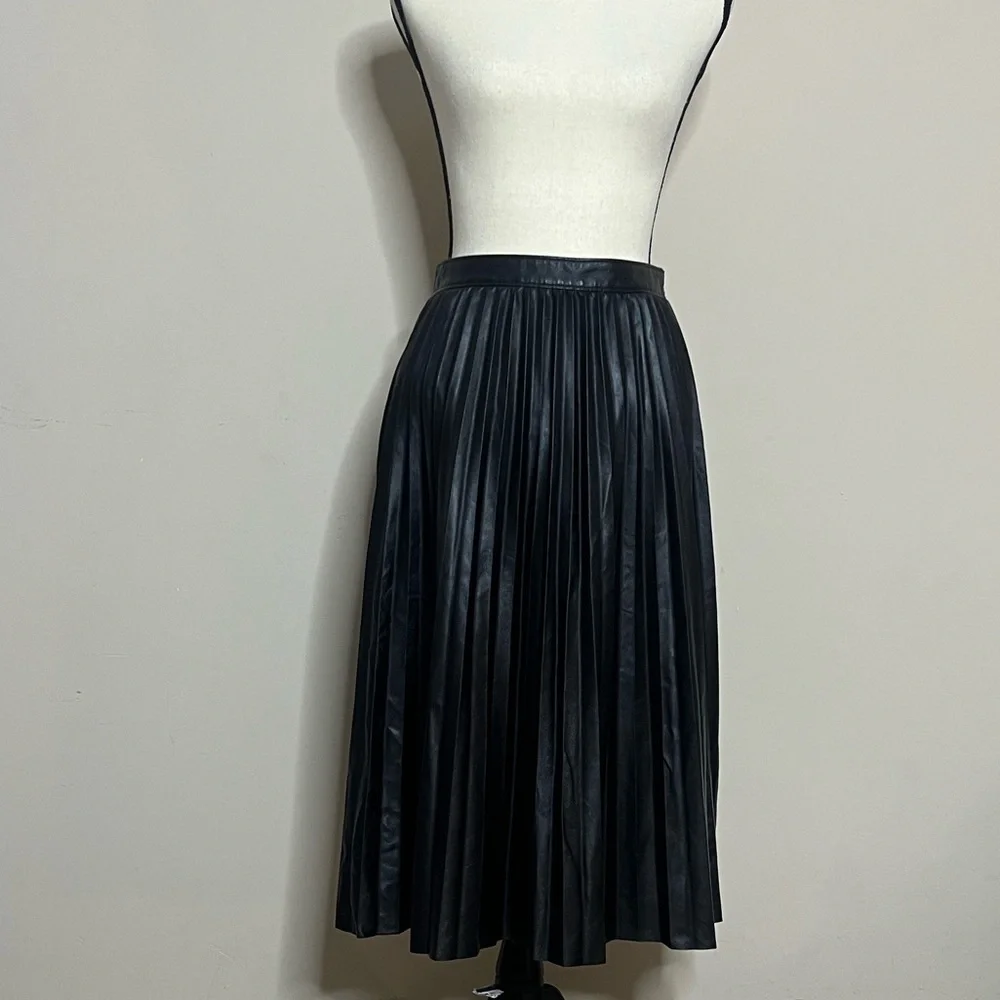 🖤🐝🐞Abercrombie & Fitch Black Skirt